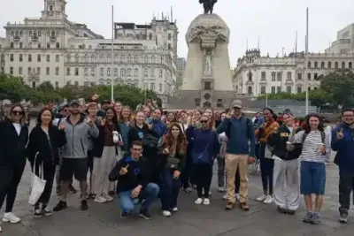 Free walking tour lima