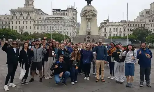 Free walking tour lima