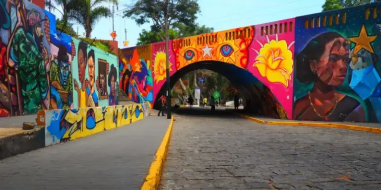 Should you stay in Miraflores or Barranco when visiting Lima?