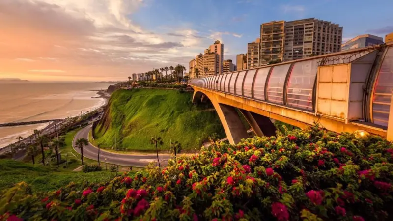 Lima City Tour: Affordable Guided Tours and Professional